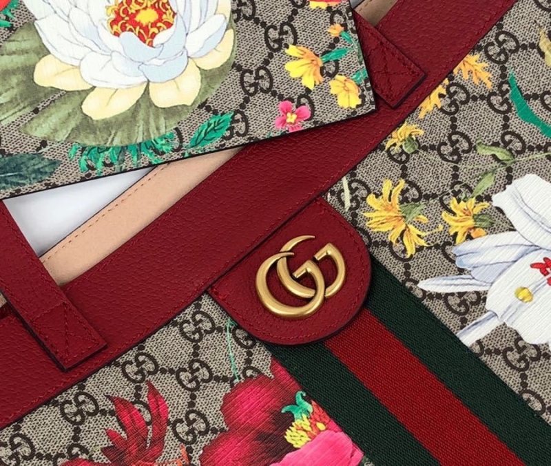 Gucci Shopping Bags